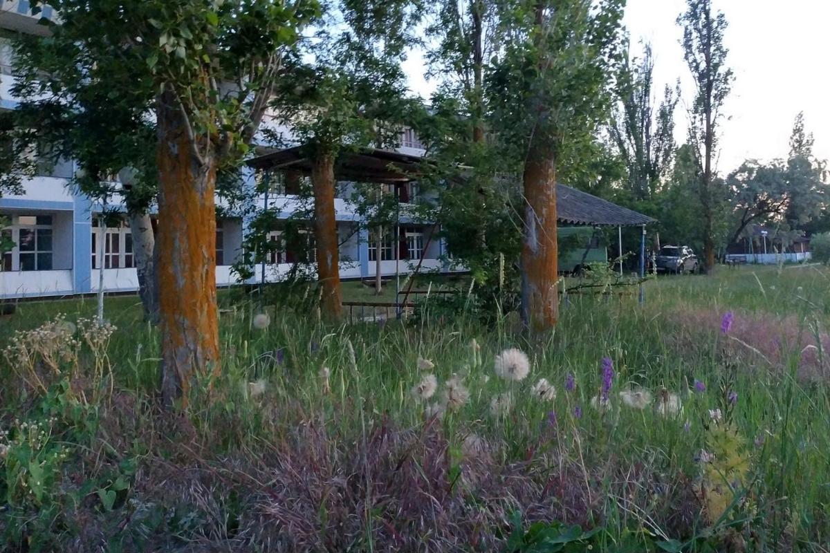 Neptun-2 Hotel Kobleve Buitenkant foto